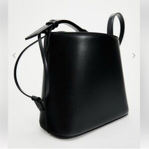 NWT - Zara Black Bucket Bag